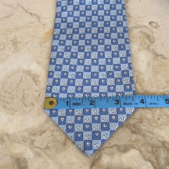 Salvatore Ferragamo 100% Silk Print Tie - Picture 11 of 11